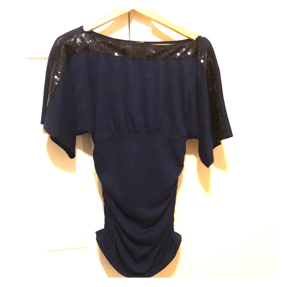 Navy w/sequins‎ side ruching dressy shirt sz M
